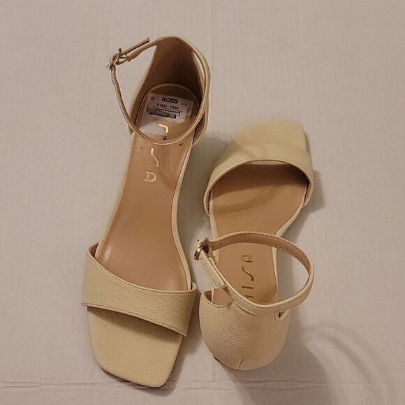 BRAND NEW UNISA OPEN TOE ANKLE- STRAP LOW WEDGE COMFORTABLE PLATFORM SANDAL G1 - Picture 4 of 14